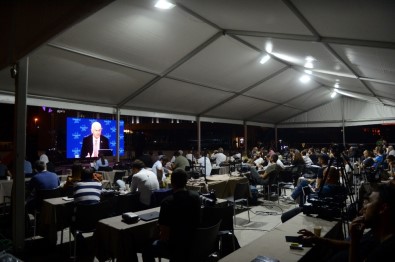 Yıldırım Ve İmamoğlu Ortak Yayınına Basın Mensuplarından Yoğun İlgi