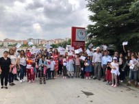 KARNE HEDİYESİ - Gençlerin Çifte Karne Sevinci