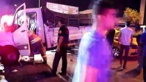 İzmir'de Zincirleme Trafik Kazası Açıklaması 4 Yaralı