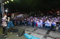 KİRAZ FESTİVALİ - Körfez Kiraz Festivalinde Ekin Uzunlar Coşkusu