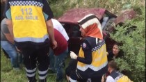 Sivas'ta Otomobil Şarampole Devrildi Açıklaması 1 Ölü, 4 Yaralı Haberi