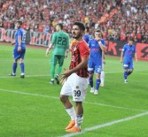 ESKIŞEHIRSPOR - Trabzonspor İle Anlaşan Fıratcan Üzüm, Eskişehirspor İle Vedalaştı
