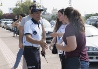 YKS'ya Geç Kalan Öğrencilerin Yardımına Zabıta Ekipleri Yetişti