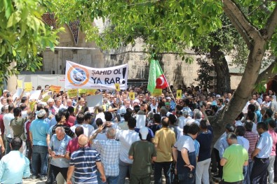 Antalya'da Mursi İçin Gıyabi Cenaze Namazı Kılındı