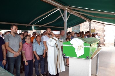 Balıkesir'de Mursi İçin Gıyabi Cenaze Namazı Kılındı