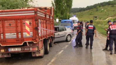 Emet'e Trafik Kazası Açıklaması 1 Ölü 5 Yaralı