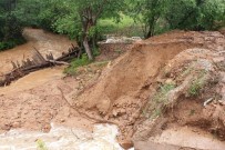 Gümüşhane'de Şiddetli Yağış Sele Neden Oldu Haberi