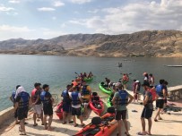 YALIN - Su Sporları Merkezi'nde Kampa Girdiler