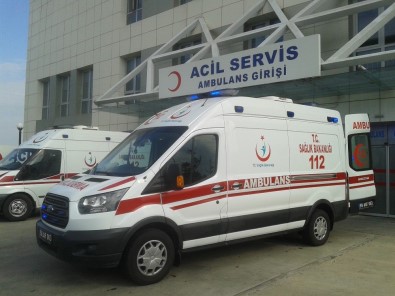 Tarlada Yılanın Soktuğu Çiftçi Hastaneye Kaldırıldı