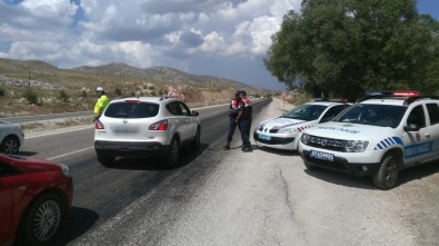 Antalya'da Hatalı Sürücülere Hava Ve Karadan Ceza Yağdı
