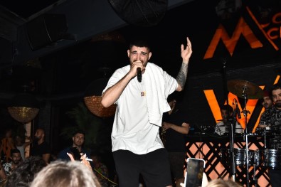 Demet Akalın'dan Özür Diledi