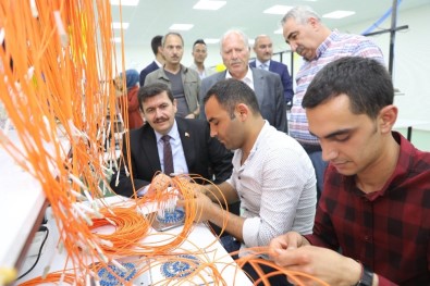 Erzincan'da 140 Kişiye Ekmek Kapısı Açılıyor