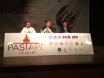 İzmir'de 3 Kilometrelik Pastayla Rekor Kırılacak