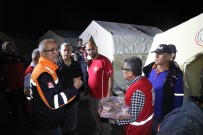 HIMMETDEDE - Kayseri'de Çadırları Sular Altında Kalan Vatandaşların İmdadına AFAD Ve Kızılay Yetişti
