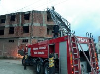 Edirne'de İnşaatın Çatısında Yangın