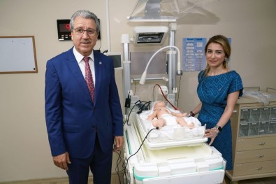 Ege'de, Türkiye'nin İlk 'Neonatal Simülasyon Laboratuvarı' Açıldı