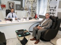 MEHMET TURGUT - Rektör Turgut Başkan Kılınç İle Bir Araya Geldi