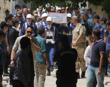 Şehidin Kız Kardeşinin Ağıdı Yürekleri Dağladı