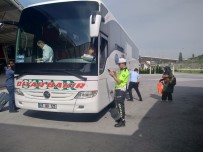 TRAFİK TESCİL - Şehirlerarası Yolcu Otobüsleri Denetleniyor