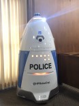 ROBOT POLİS - ABD'de Yumurta Şeklindeki Robot Polis Devriye Gezdi
