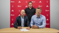 AJAX - Ajax, Erik Ten Hag'ın Sözleşmesini 2022 Yılına Uzattı
