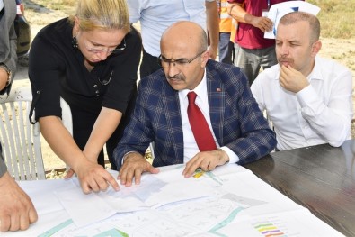 Ceyhan OSB Ve Enerji İhtisas Endüstri Bölgesi'nin Temeli Yıl İçinde Atılacak