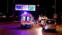 Otomobil Park Halindeki Otobüse Çarptı Açıklaması 4 Yaralı