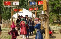 KIRGIZ TÜRKLERİ - (Özel) Kırgız Türkleri Kültürlerini Yaşatmaya Çalışıyor