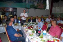 MEHMET KAMİL SAĞLAM - Salihlili Muhtarlar Tanışma Yemeğinde Buluştu