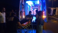 TEM Otoyolu'nda Kamyon İle Minibüs Çarpıştı Açıklaması 2'Si Çocuk 10 Yaralı