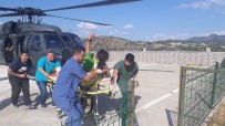 YARALI DAĞCI - Ayı Saldırısına Uğrayan Dağcı Yaralandı, Askeri Helikopter Yetişti