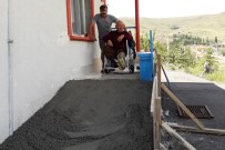 ENGELLİ RAMPASI - Çankaya'dan Muzaffer Amcaya Yardım Eli
