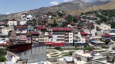 Kadınlar Gelir Umuduyla Odalarını Böceklere Ayırdı