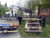 KARTAL BELEDİYESİ - Kartal Belediyesi'nden Hurda Araç Temizliği