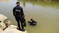 BAĞıVAR - Nehirde Kaybolan Genci Balık Adamlar Arıyor