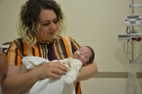 PREMATÜRE BEBEK - (Özel) 2 Aylık Prematüre Bebeğe Apandisit Ameliyatı