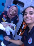 Sakarya 112 Ekibi Kilis Yolunda Başarılı Bir Doğum Gerçekleştirdi