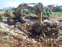 Tarsus'da Sel Felaketinin Yaraları Sarılıyor