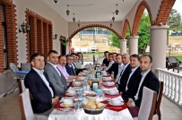 MURAT ÖZTÜRK - Tayinleri Çıkan Başsavcı Ve Jandarma Komutanına Veda Yemeği