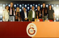 ALİ SAMİ YEN - Galatasaray Kadın Voleybol Takımı'ndan 4 İmza
