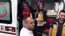 Nevşehir'de Tur Midibüsü İle Otomobil Çarpıştı Açıklaması 27 Yaralı Haberi