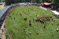 YAŞAR ÇAKMAK - Hünkar Çayırı'nda Pehlivanlar Geçidi