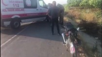 ALİ BAŞAR - Otomobile Çarpan Motosikletteki 2 Kişi Ağır Yaralandı