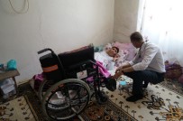 ABDÜLMECIT - Kangren Sonucu Bacağı Kesilmişti, Tekerlekli Sandalyeye Kavuştu