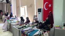 HAT SANATı - Suriyeli Kadınlardan El İşi Sergisi Ve Kermes