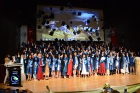 DÜZCE ÜNİVERSİTESİ - Düzce Üniversitesi Tıp Fakültesi'nden Mezuniyet Coşkusu