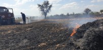 BÜYÜKKÖY - Küçükköy'de Anız Ve Ekin Yangını