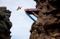 PORTEKIZ - Red Bull Cliff Diving Portekiz'de Nefesleri Kesti