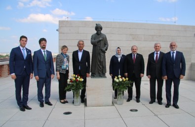 Sanayi Ve Teknoloji Bakanı Varank, Macaristan'da