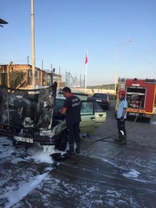 Sinop'ta Otomobil Yangını